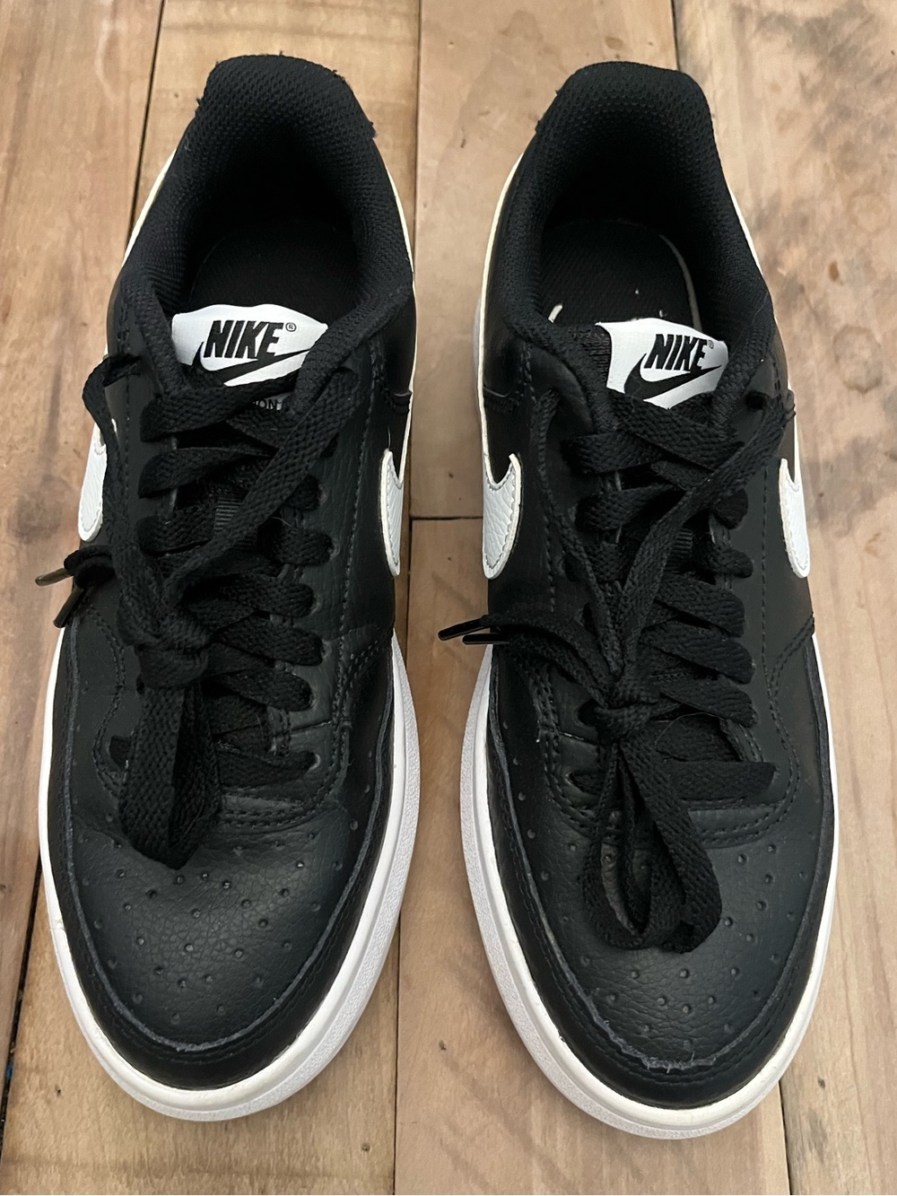 Nike Court Vision Alta Platform Sneakers Black/White Women’s Size 7.